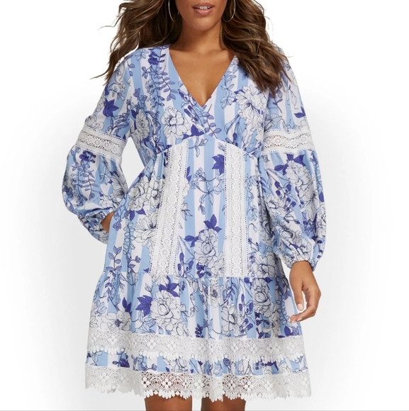 NWT New York & Company Blue & White Floral Print Babydoll Long Sleeve Dress - Picture 2 of 14